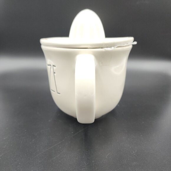 Rae Dunn Squeeze Juicer Orange Lemon Artisan Collection 3 cup capacity New - Picture 4 of 8